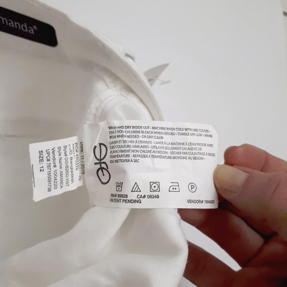 GLORIA VANDERBILT Amanda Classic Tapered Leg Jeans in Vintage White DGVB2692-VWT - Picture 12 of 16